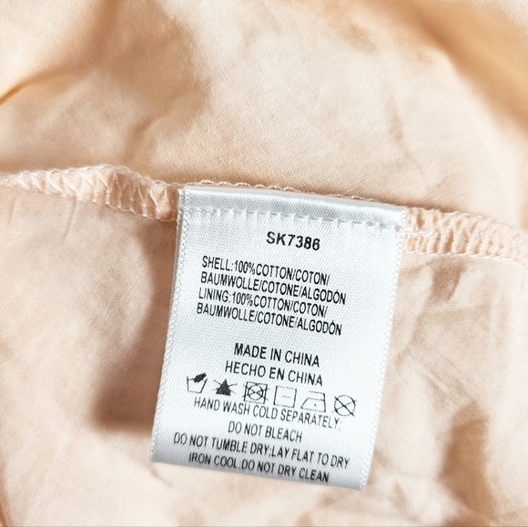 STELLAH Eyelet Scalloped Smocked Dress NWT pink - Picture 8 of 8